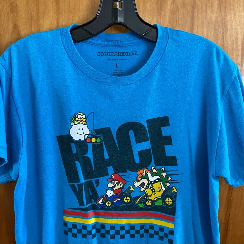 Mario Kart “Race Ya” Short Sleeved Blue Graphic T Shirt Junior Youth Size L